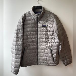 Patagonia Mens Large Grey/Silver Puffer Jacket